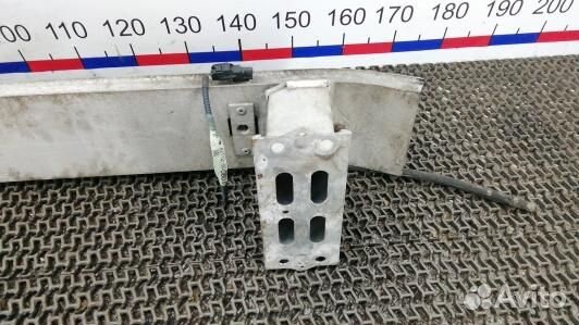 Усилитель бампера передний (кронштейн) lexus LS 4