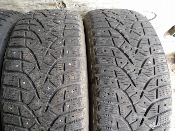 Bridgestone Blizzak Spike-02 SUV 265/60 R18 114T