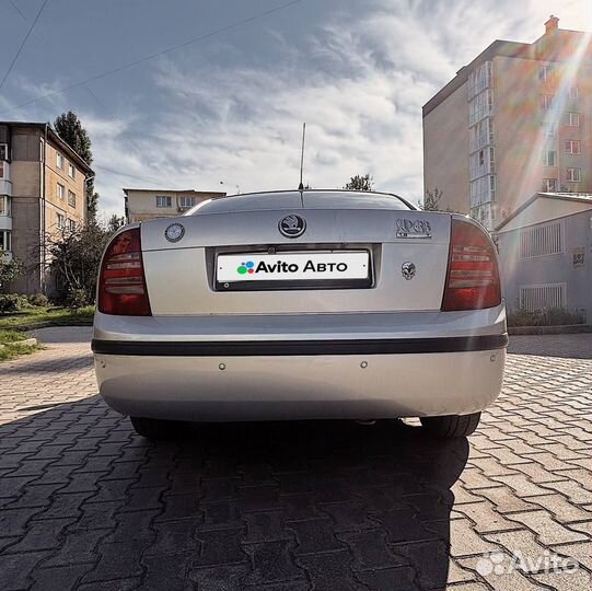 Skoda Superb 1.8 МТ, 2002, 277 000 км