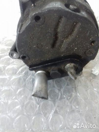 Компрессор кондиционера Renault Megane