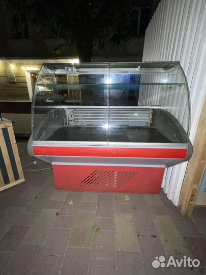 Холодильная витрина