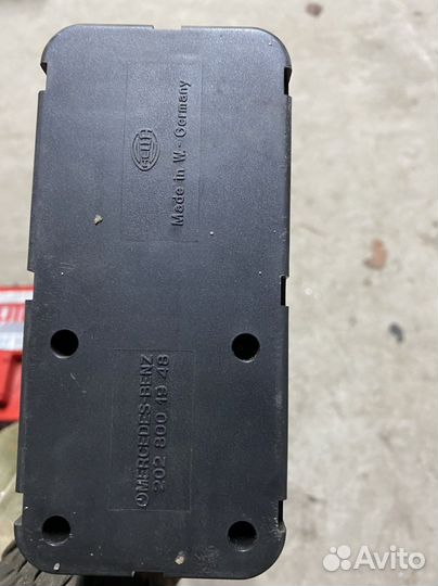 Компрессор центрального замка Мерседес 202