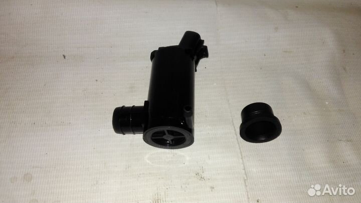 Мотор омывателя лобового стекла toyota corolla