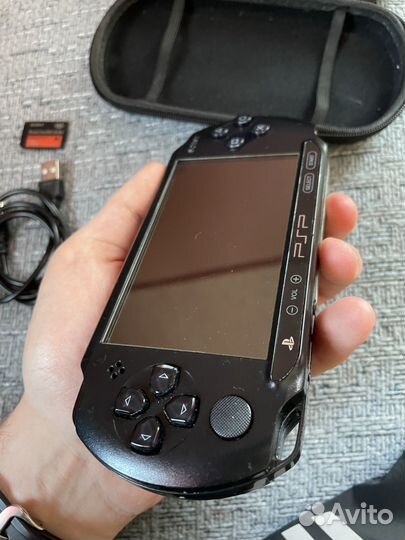 Sony PSP e 1008