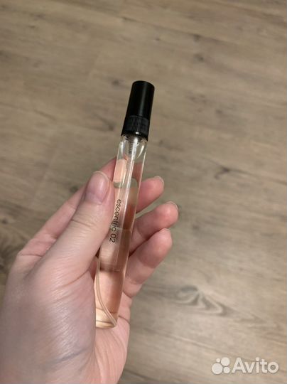 Escentric molecules 02