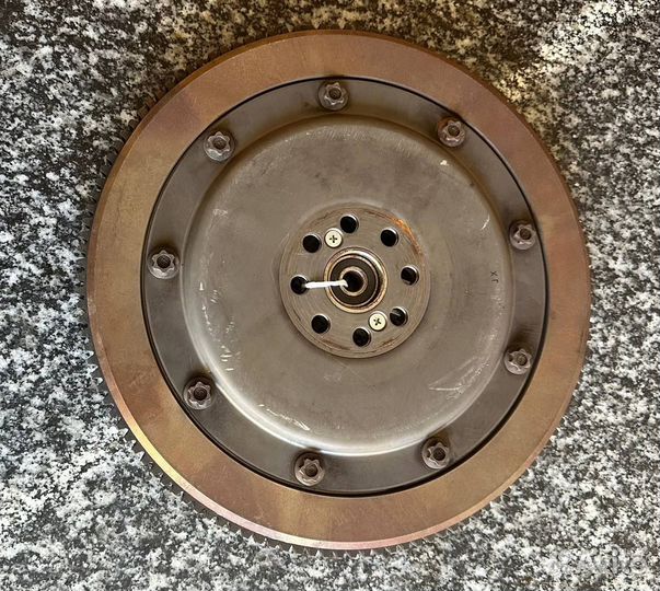 Маховик Subaru Forester 2 2002-2008 2.5 EJ253