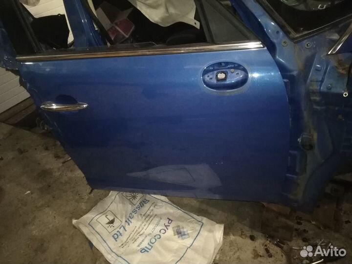 Mini Countryman R60 дверь передняя правая голая