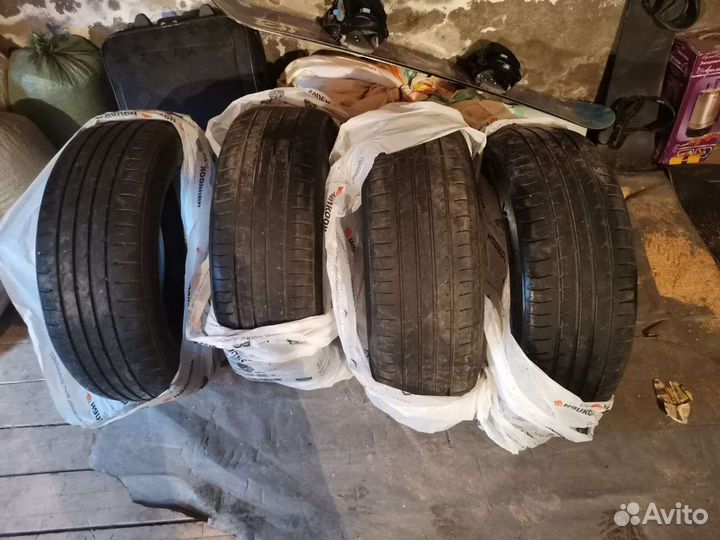 Hankook Optimo H724 235/55 R19