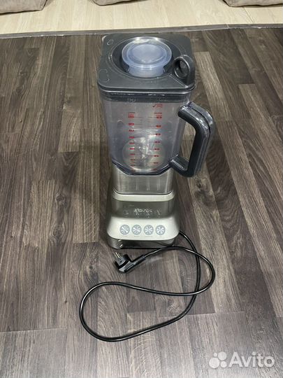 Блендер Bork b800