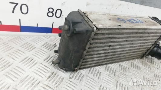 Радиатор интеркуллера peugeot 3008 (PEA06KC01)