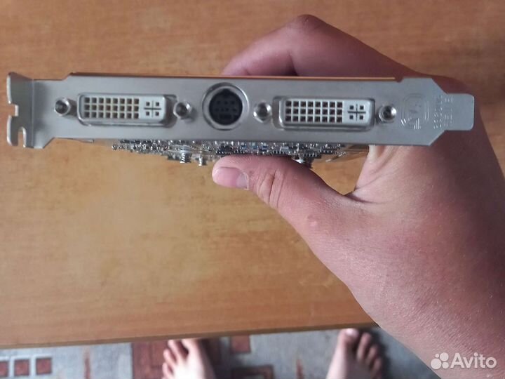 Видеокарта ATI radeon sapphire X1950 GT