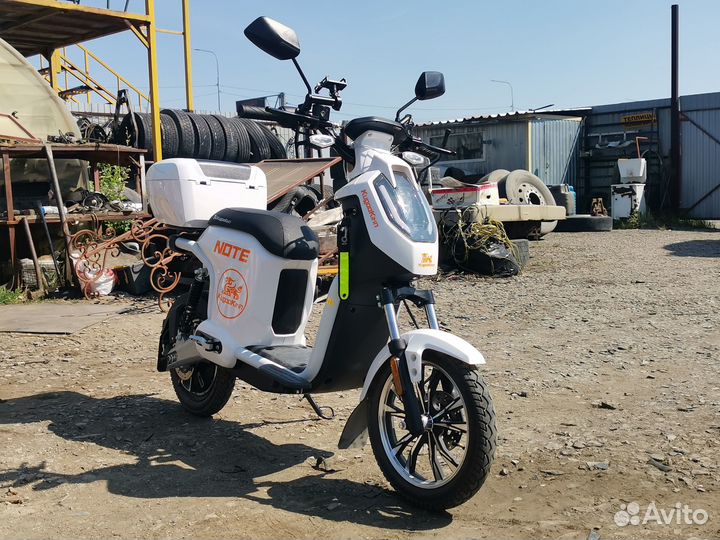 Электроскутер Kugoo Kirin Note белый с двумя АКБ