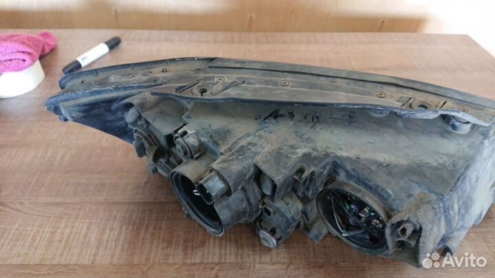 Фара левая Hyundai Sonata 5 NF 2004-2010