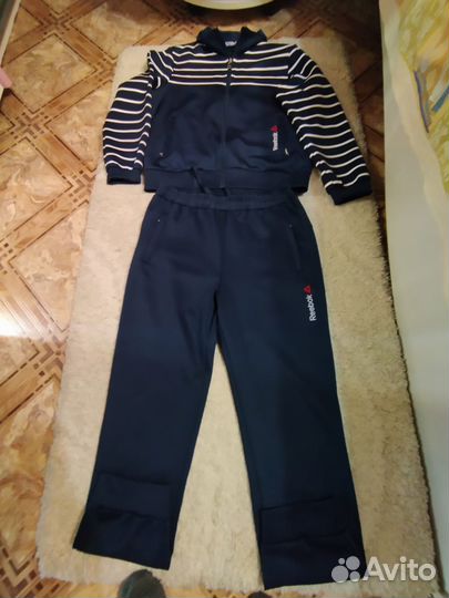 Спортивный костюм женский