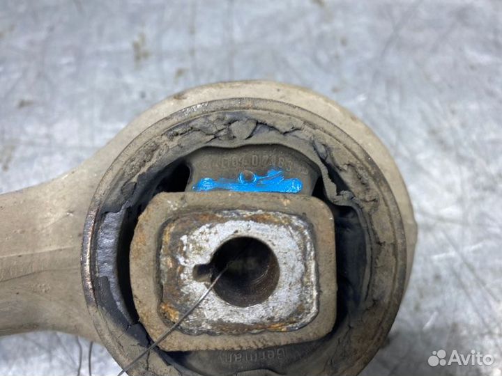 Рычаг передний нижний левый задний Volkswagen