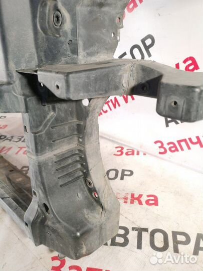 Крепление радиатора Volkswagen Passat седан 2.0