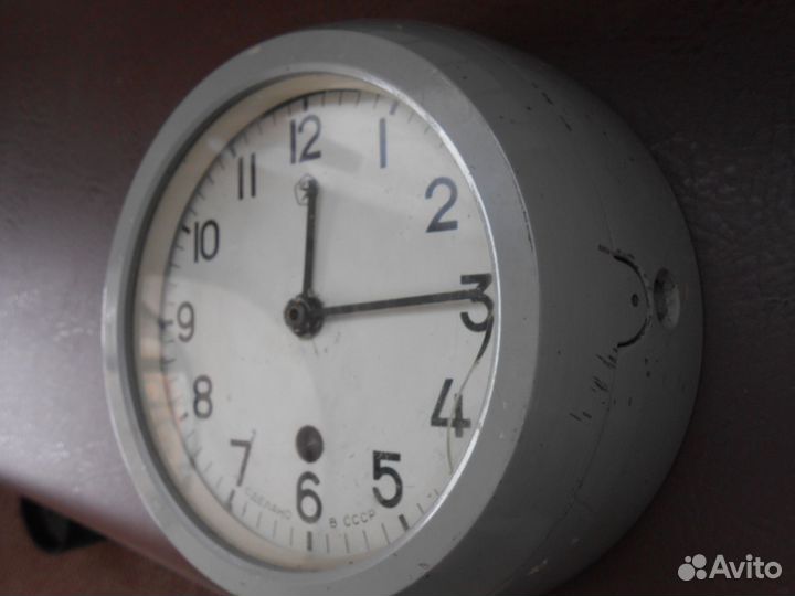 Часы судовые корабельные