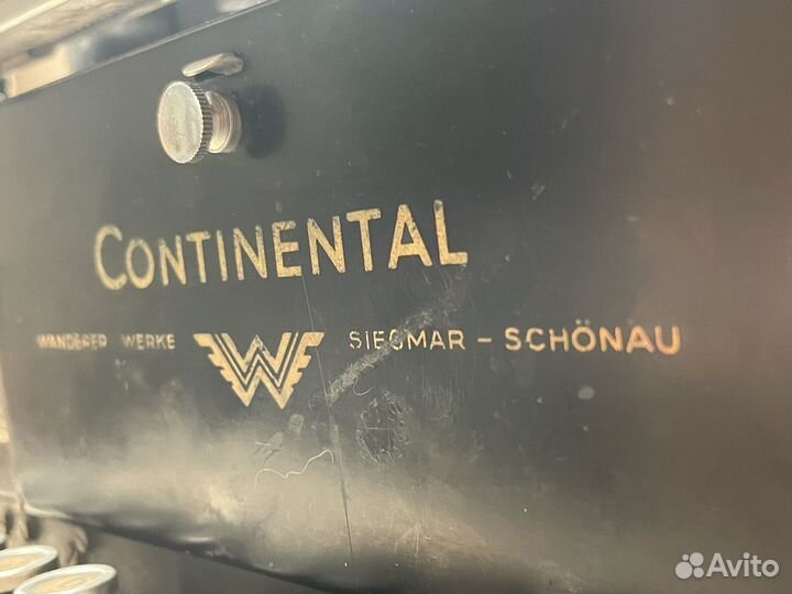 Печатная пишущая машинка