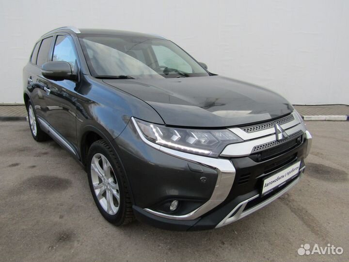 Mitsubishi Outlander 2.4 CVT, 2019, 182 175 км