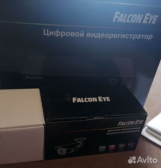 Видеорегистратор Falcon Eye новый с камерами