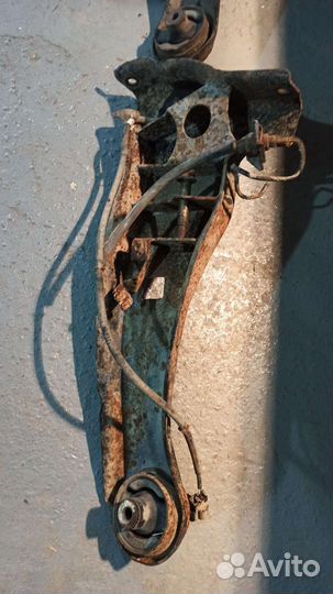 Рычаг задний сошка Mitsubishi lancer 9