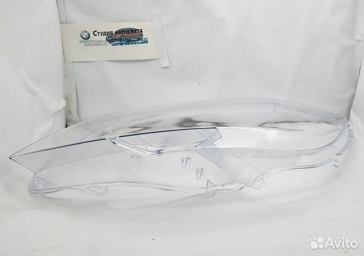 Стекла для фар Skoda Superb 12-15