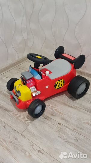 Ходунки nuovita и Машинка Микки Kiddieland