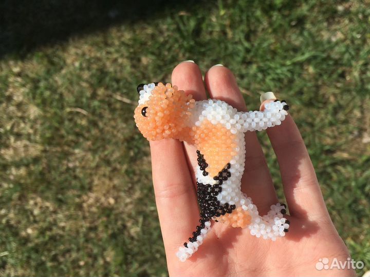 Амигуруми из бисера собака бигль