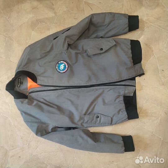 Куртка бомбер