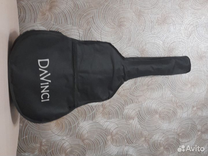 Гитара с чехлом, новая