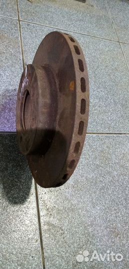 Диск тормозной вентилируемый передний левыйправый