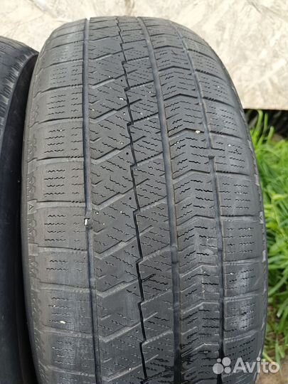 Bridgestone Blizzak VRX2 185/60 R15 84Q