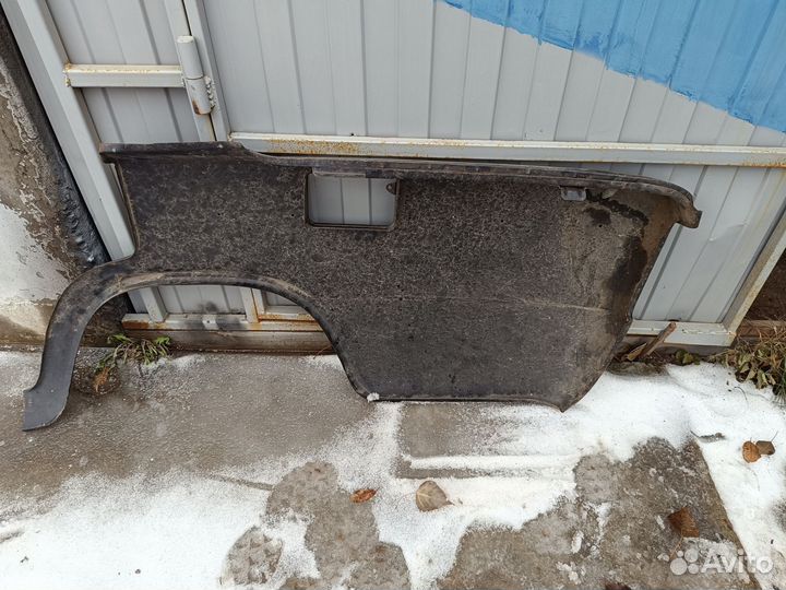 Продам крыло ваз 2103- 2106