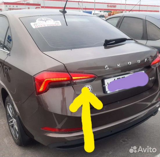 Фонарь задний левый на шкода рапид 2020-2022