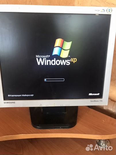Монитор Samsung, клавиатура, процессор