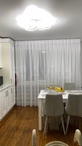 4-к. квартира, 84 м², 5/5 эт.