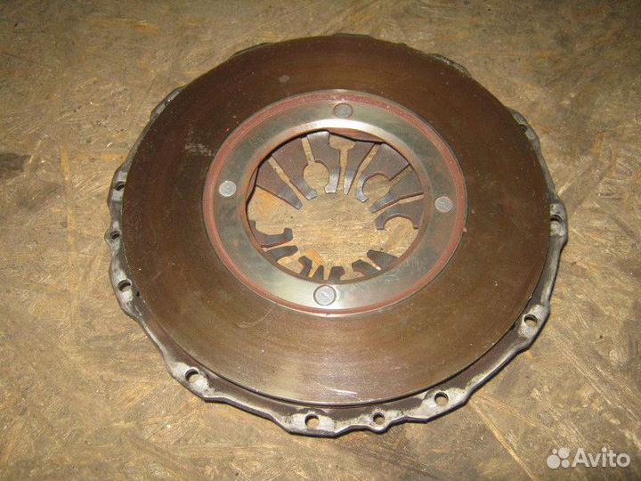 Корзина сцепления Volkswagen Golf 3