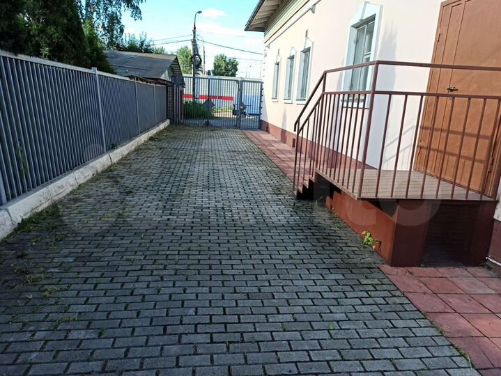 Помещение свободного назначения, 785 м²