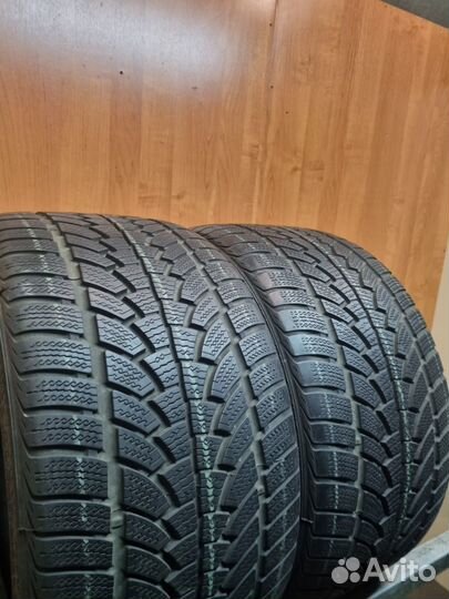 Nokian Tyres WR 295/30 R19