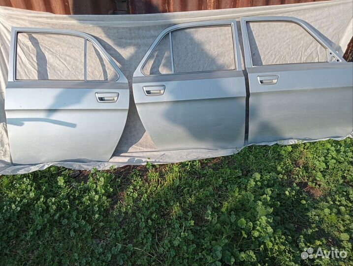 Двери газ 31105