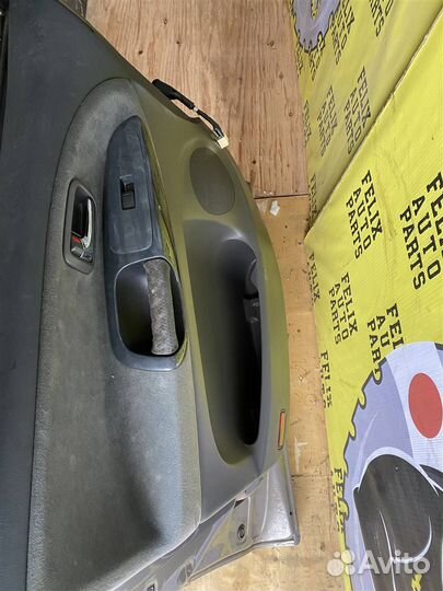 Дверь передняя левая Toyota Estima (MCR30) 2000-2