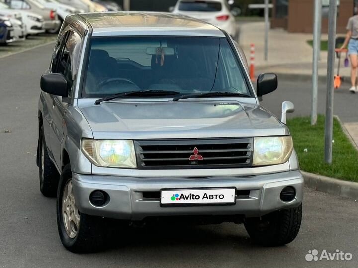 Mitsubishi Pajero iO 1.8 AT, 1998, 275 000 км