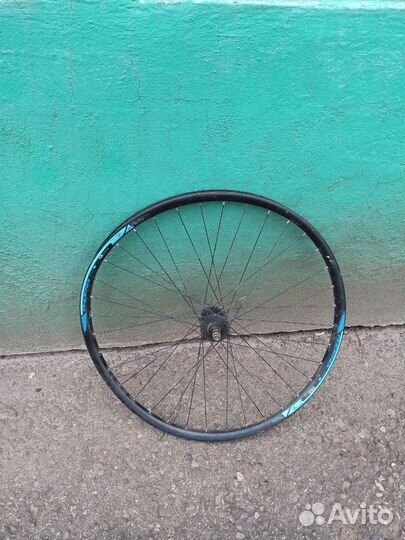 Запчасти для велосипеда (рама, 2 обода, покрышка)