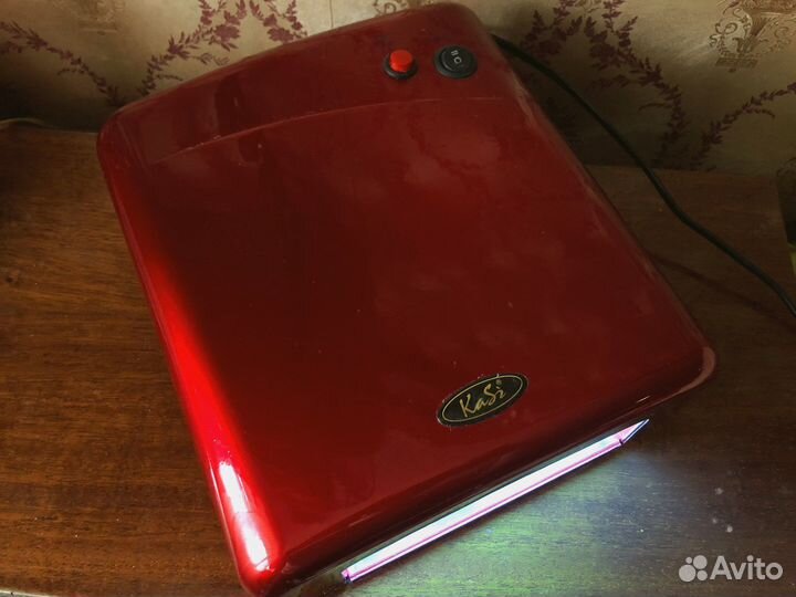 Лампа для ногтей