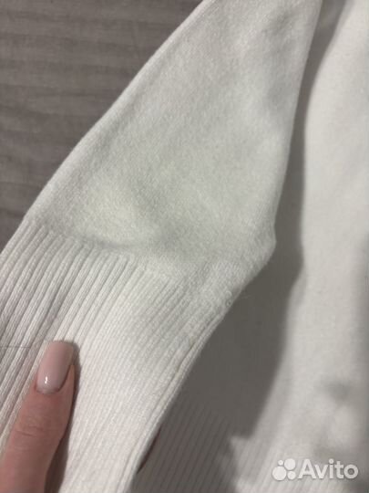 Свитер женский