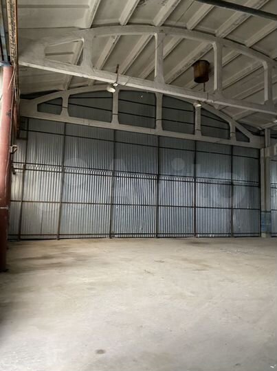 Склад, 648 м²
