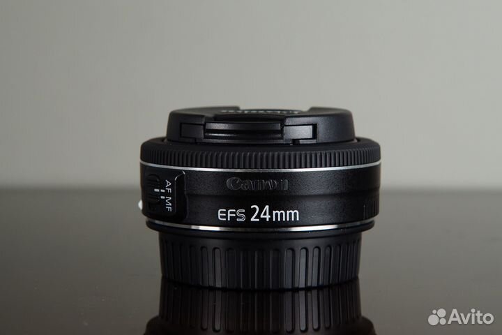 Canon EF-S 24mm f/2.8 STM