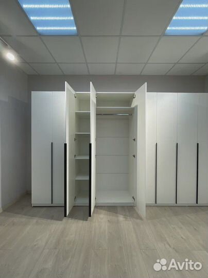 Шкаф Белый 120х260 см