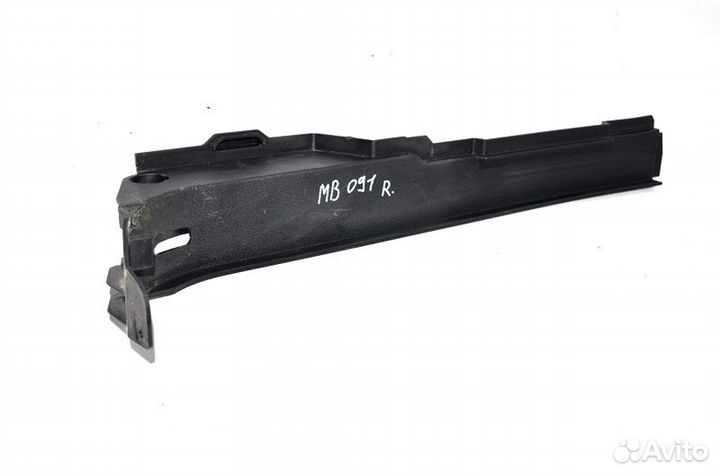 Крышка стойки A, правая mercedes-benz Actros MP4 2