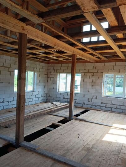 Дом 63 м² на участке 50 сот.